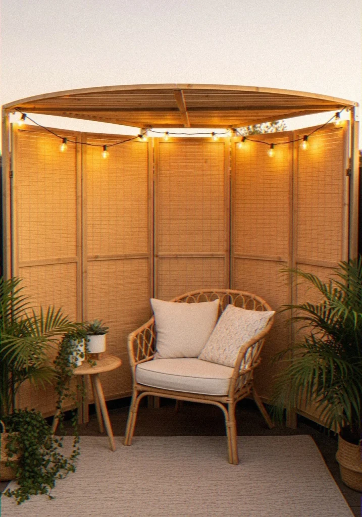 Folding Privacy Screen F