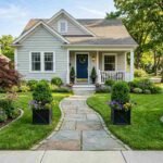35 Small Square Front Yard Landscaping Ideas